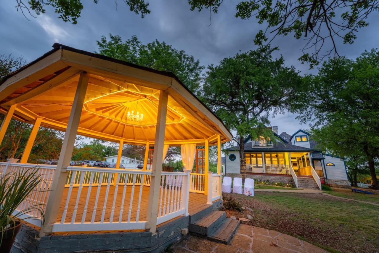 Blue Heron Bed And Breakfast On Lake Granbury Εξωτερικό φωτογραφία