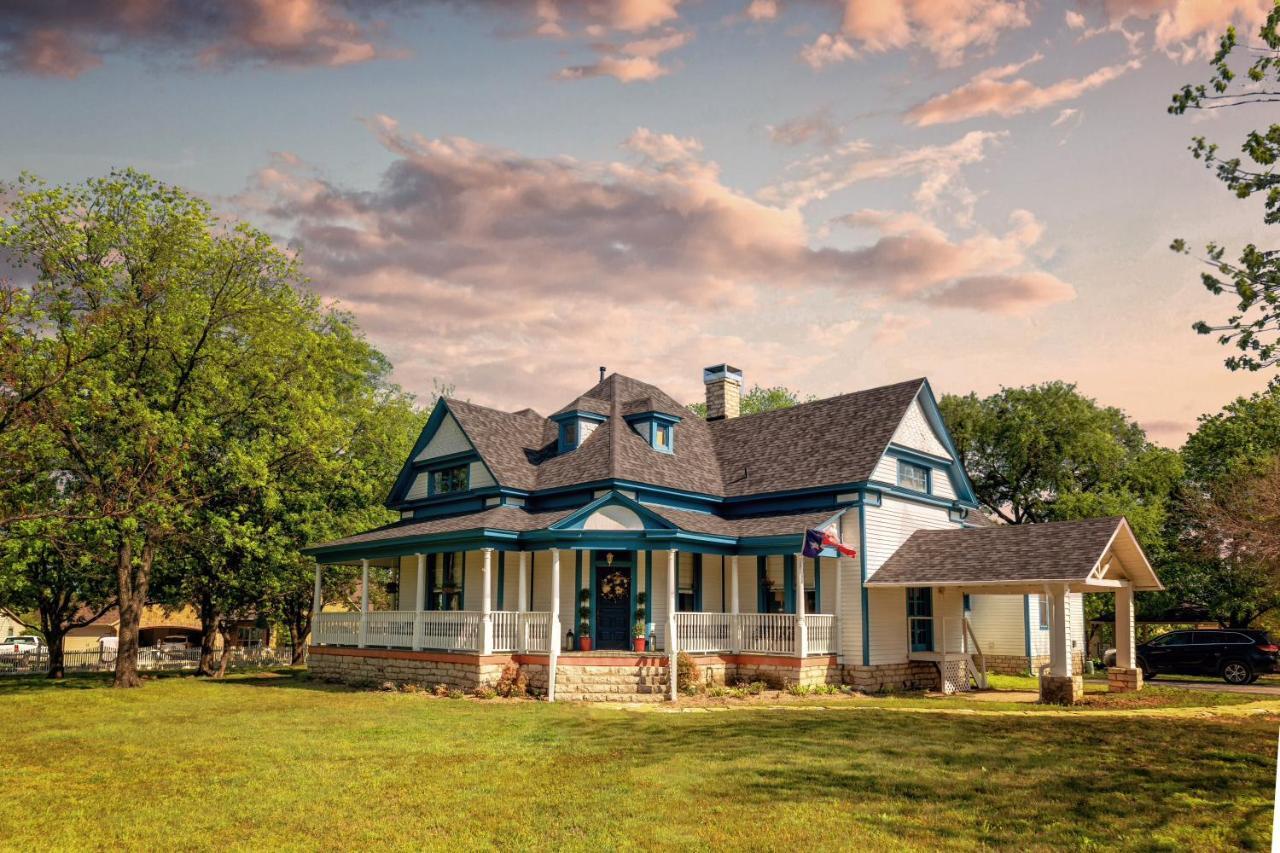 Blue Heron Bed And Breakfast On Lake Granbury Εξωτερικό φωτογραφία
